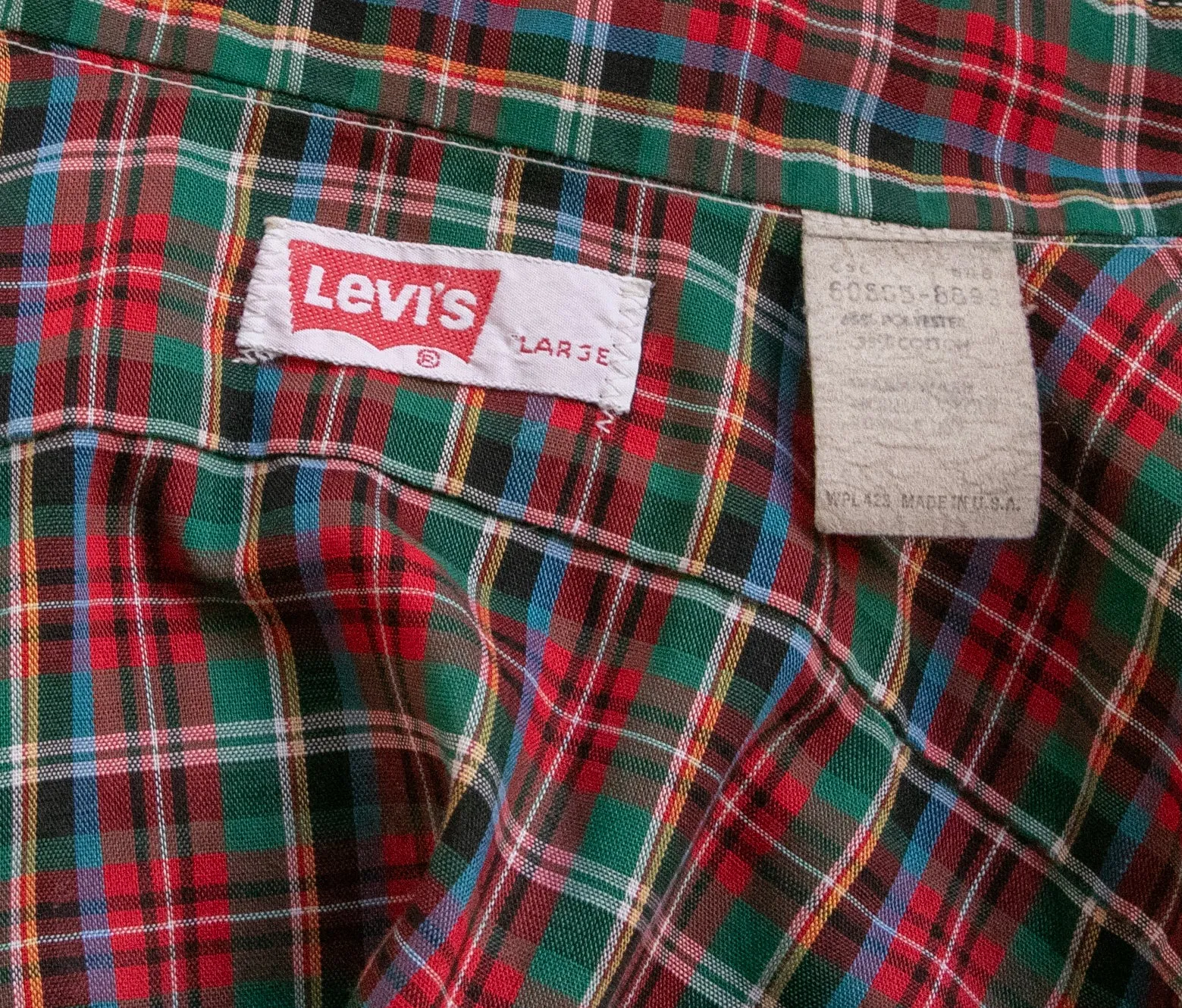 1980s Levi's Men's Shirt Plaid Button Down M