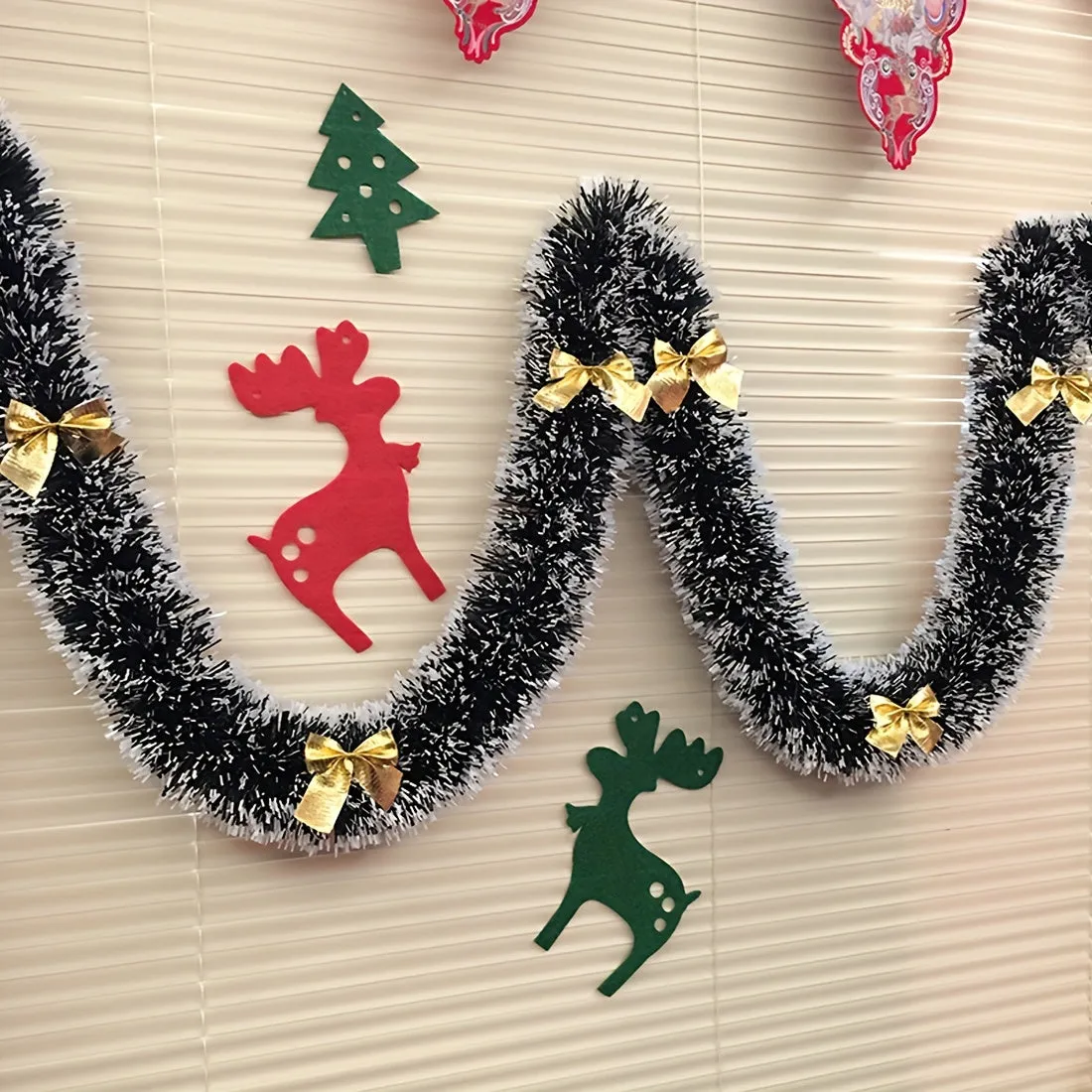 1pc, 6.56ft Christmas Tinsel Garland Artificial Christmas Garland Xmas Metallic Twist Hanging Garland Fireplace Mantel Wreath Decor For Staircase Railing Indoor Outdoor Ornaments Christmas Party Decor Supplies