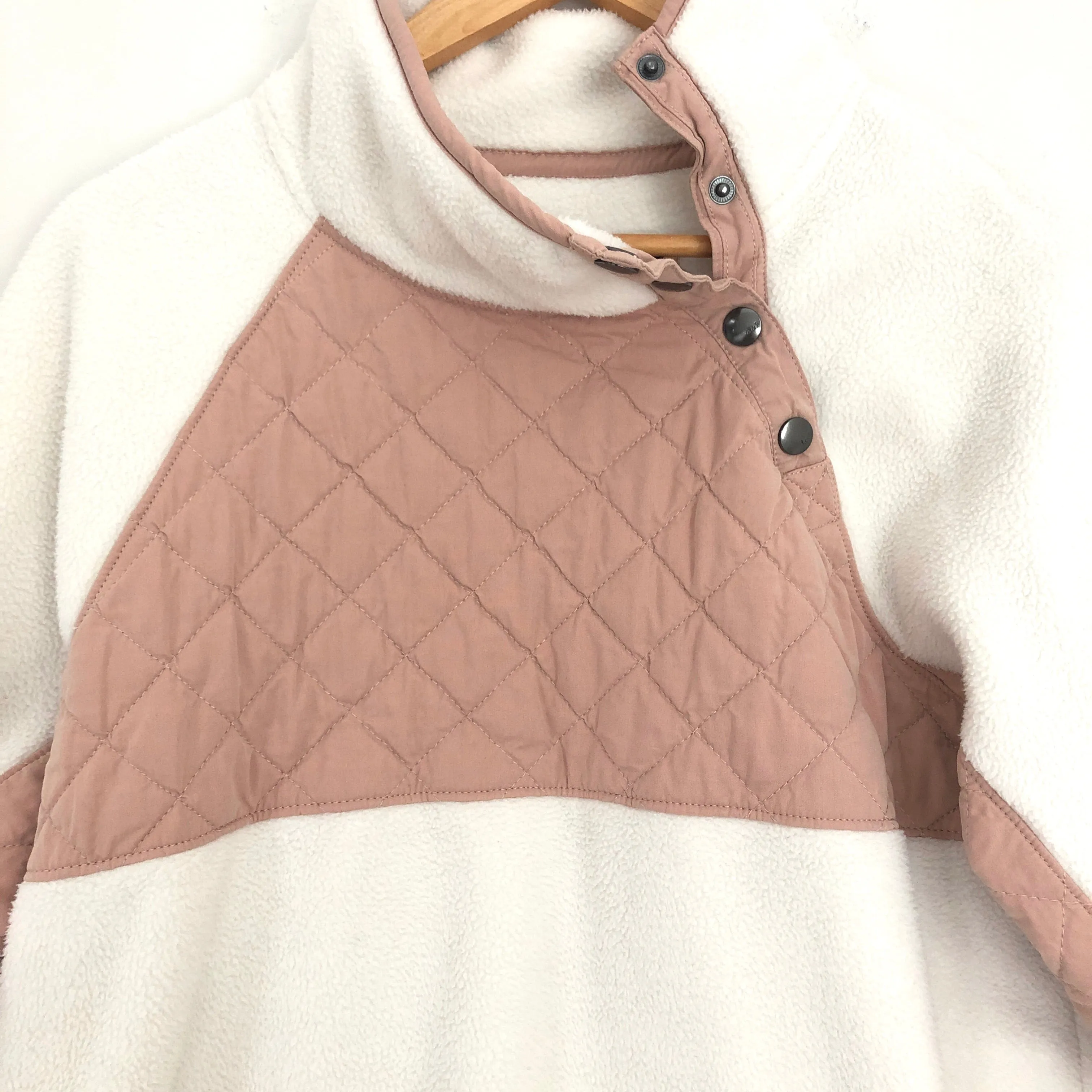 Abercrombie & Fitch Asymmetrical Snap Fleece- Size M