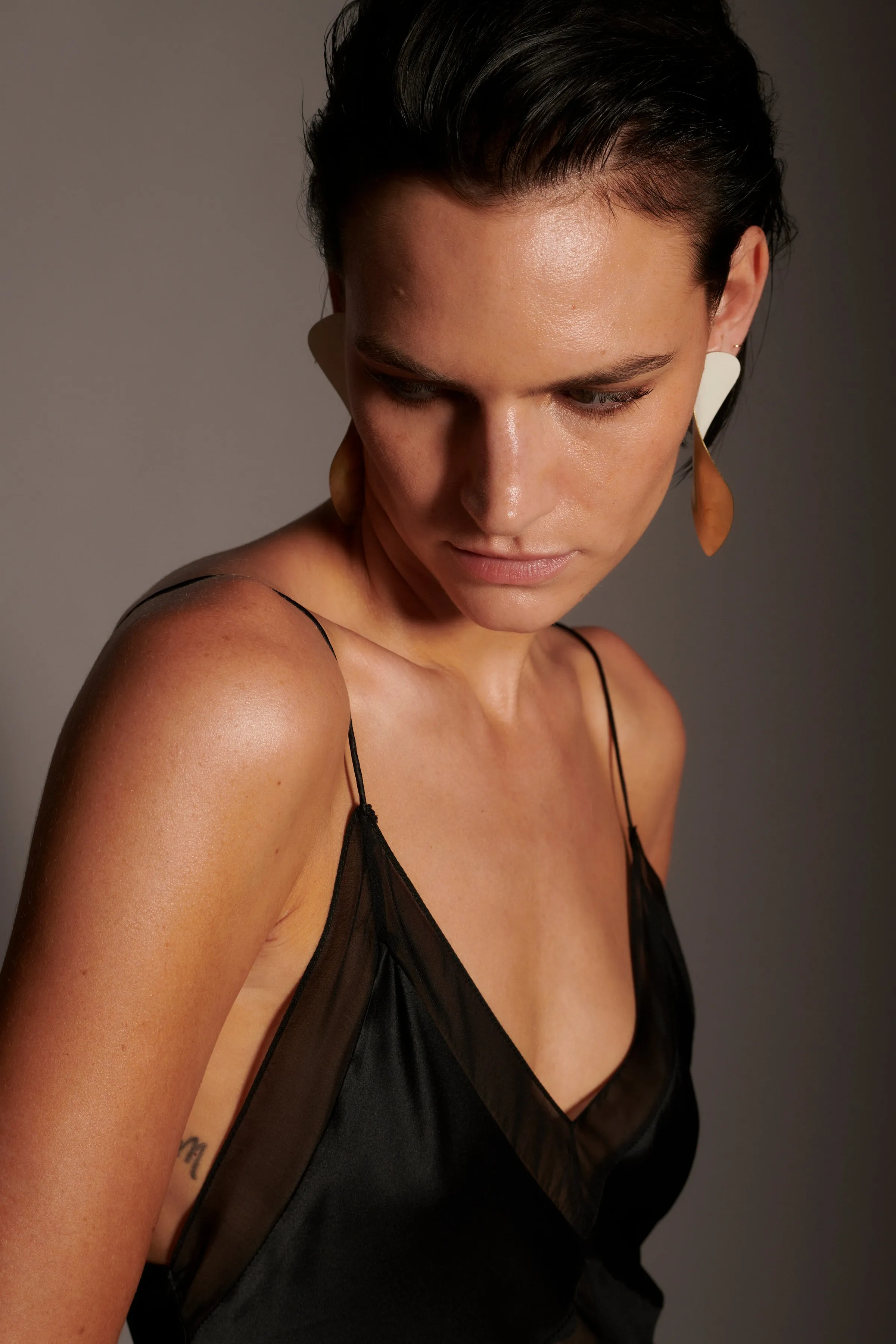 Cube Slip Top - Black/Black