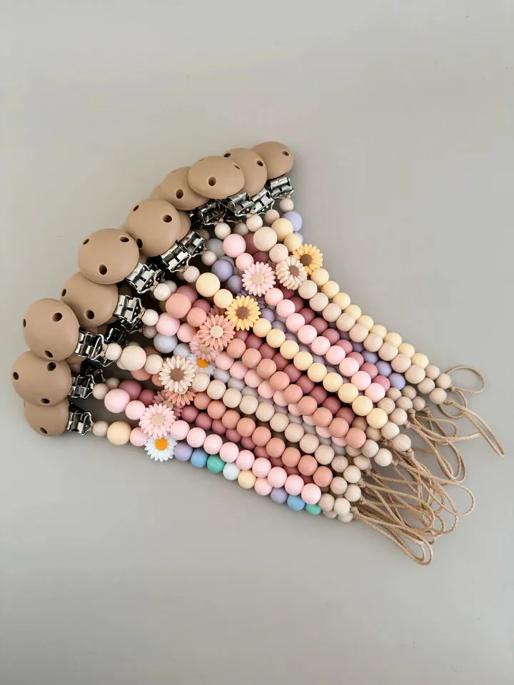 Daisy Dummy Chain