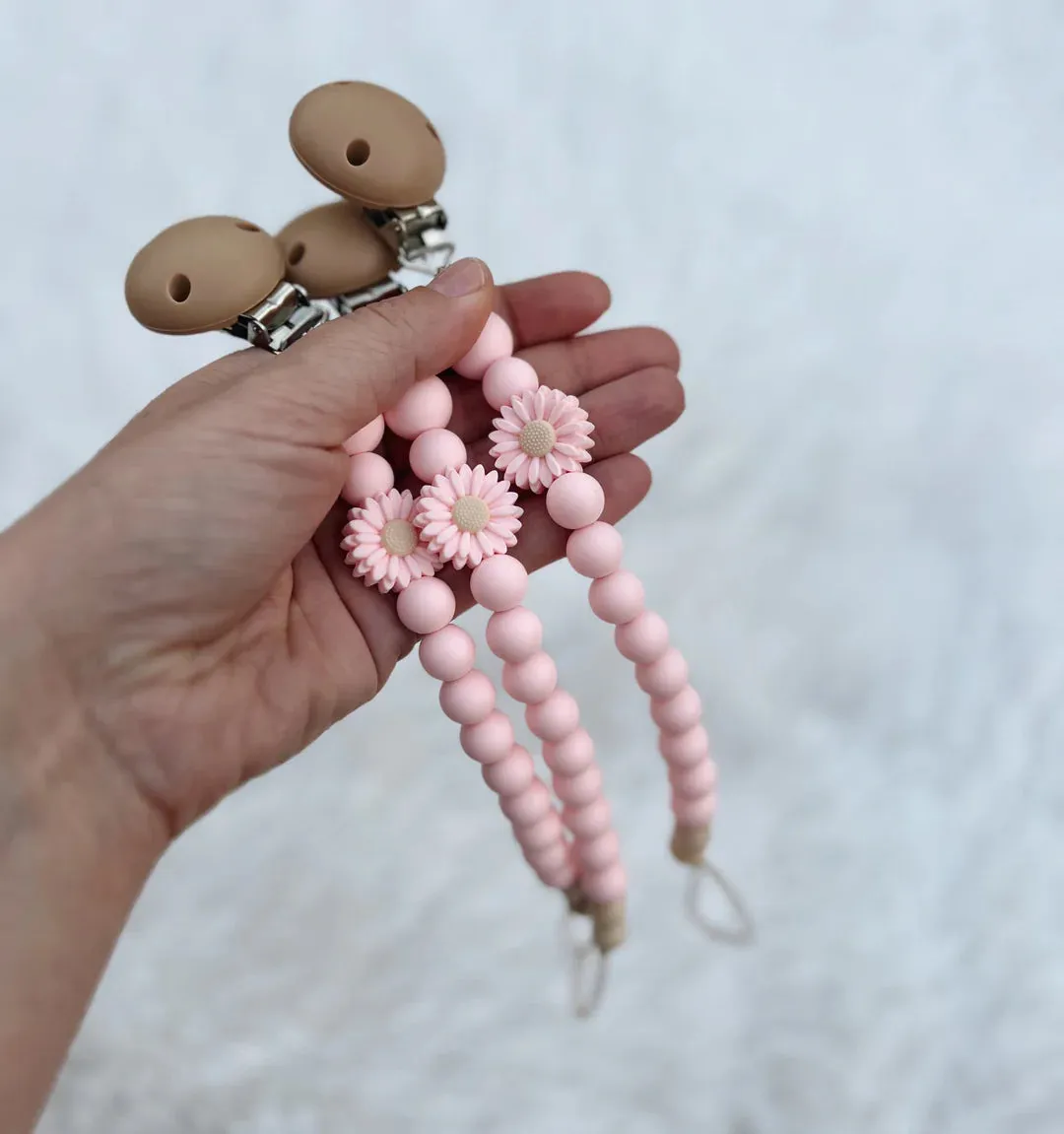 Daisy Dummy Chain