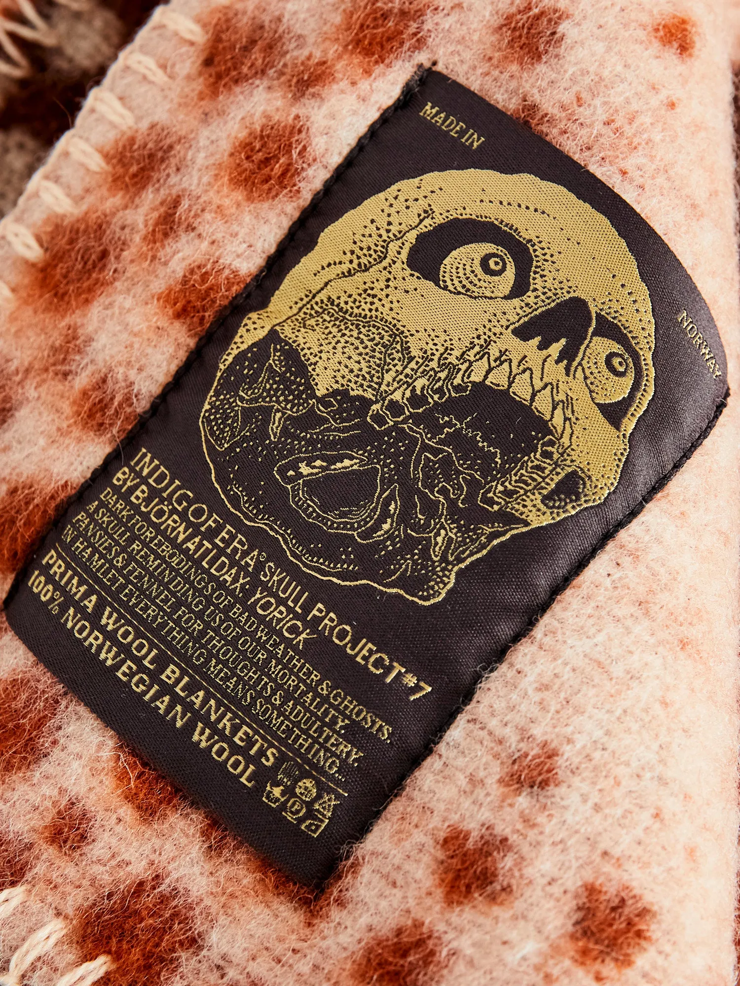Luxurious Norwegian Wool Blanket - Yorick Collection