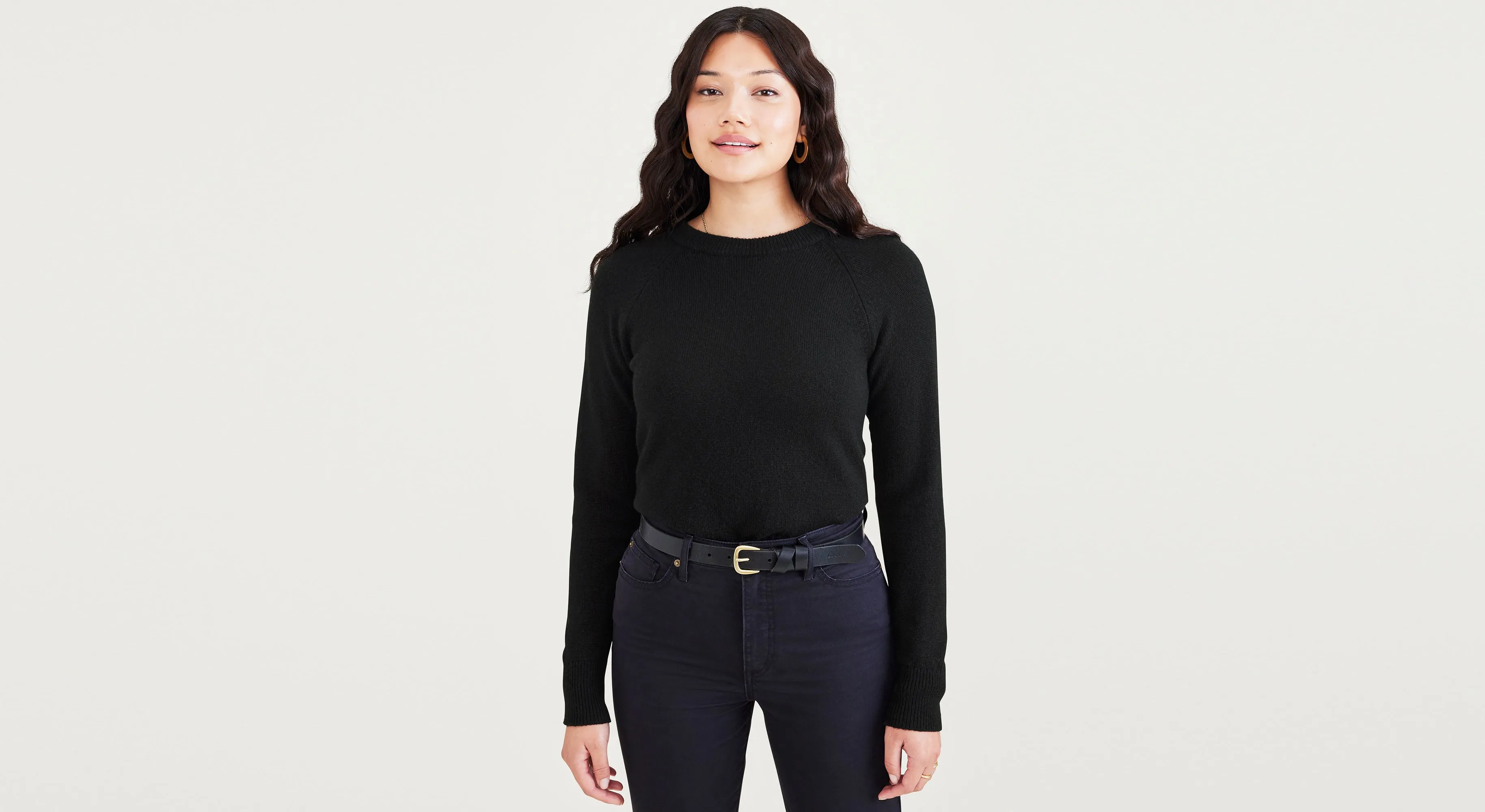Women's Classic Fit Crewneck Sweater