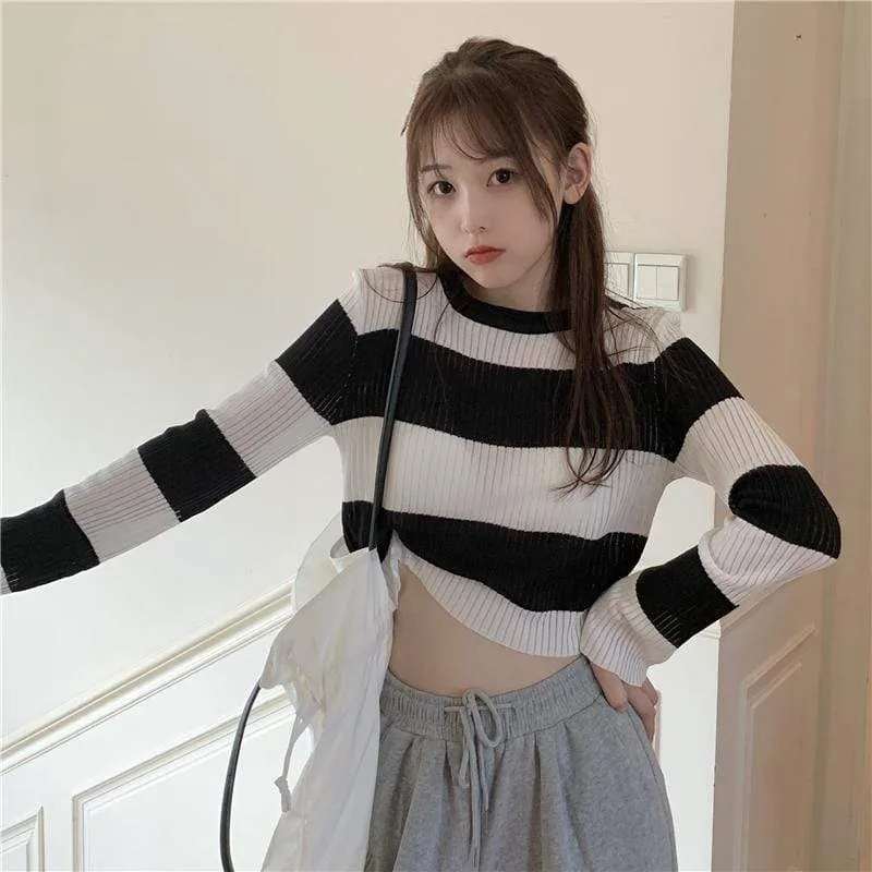 Women's Contrast Color Stripes Long Sleeved Kintted Tops